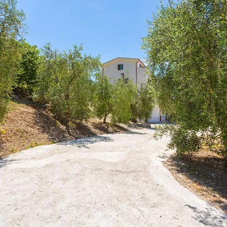 Tavaglione-2 By Interhome * Peschici